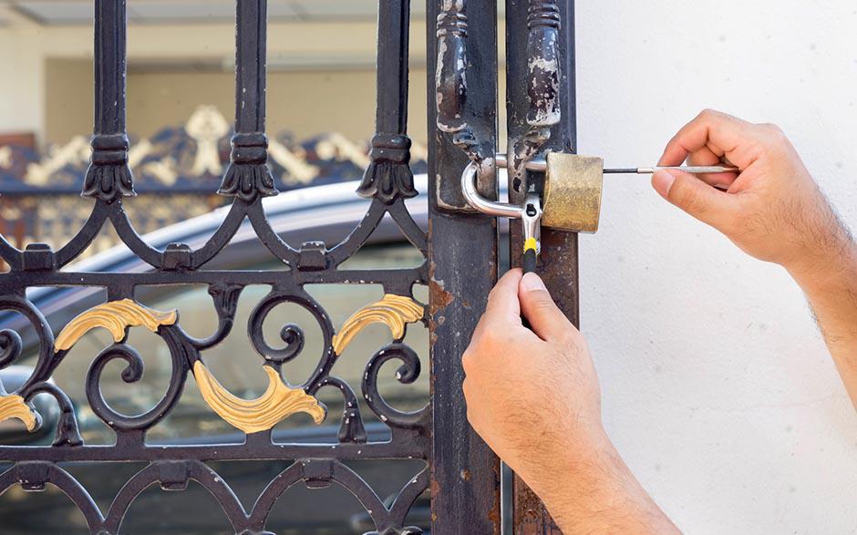 serrurier tarif ouverture porte Paris 2